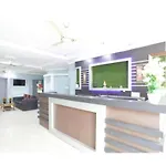 Day S Inn Luxury Stay Near Care Hospital In Budget Friendly Price Best Seller