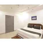 Day S Inn Luxury Stay Near Care Hospital In Budget Friendly Price Best Seller
