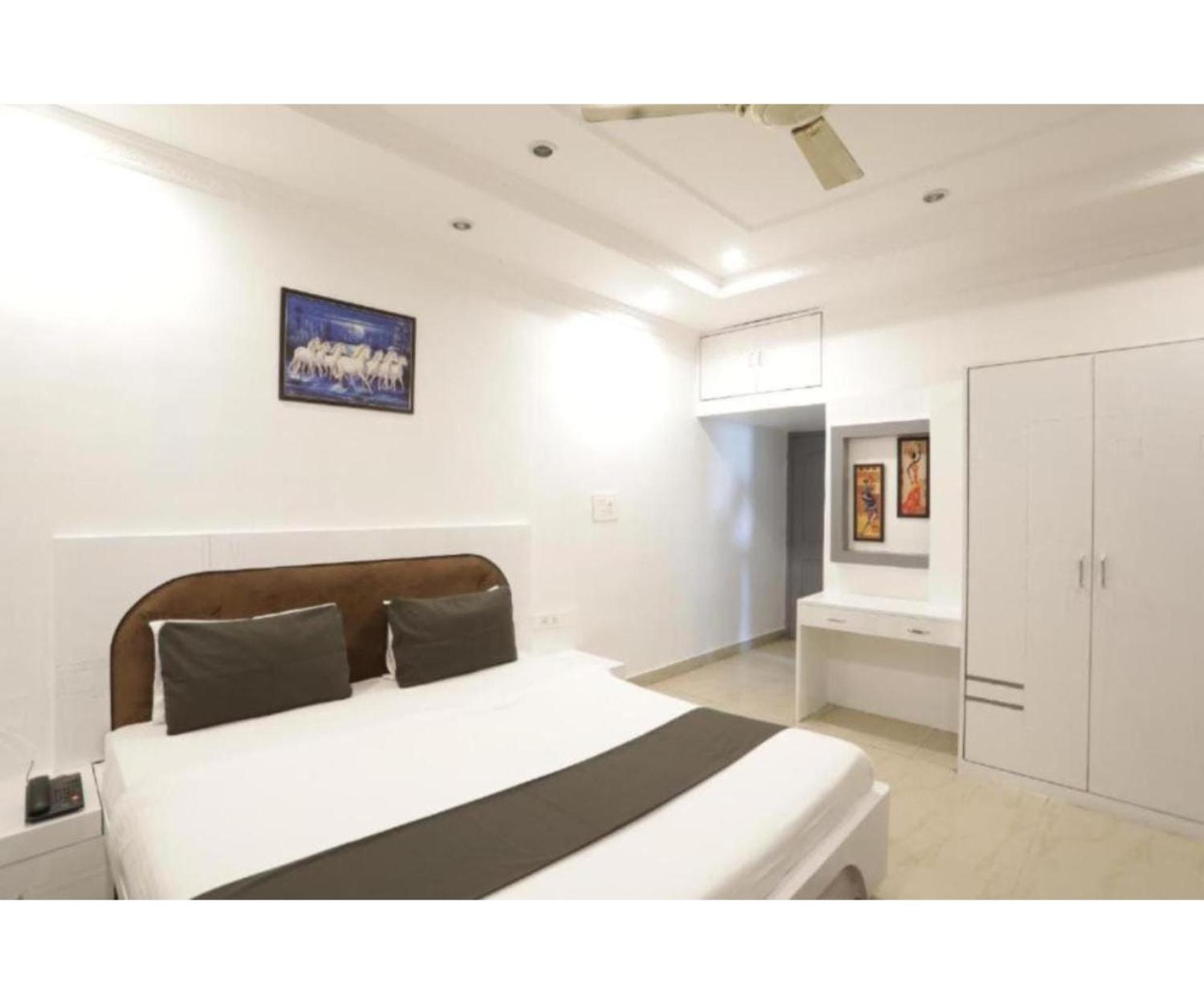 Day S Luxury Near Care Hospital In Budget Friendly Price Seller