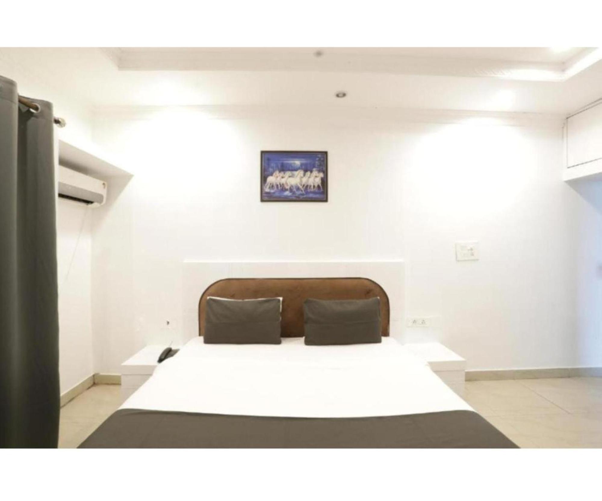 Day S Luxury Near Care Hospital In Budget Friendly Price Seller